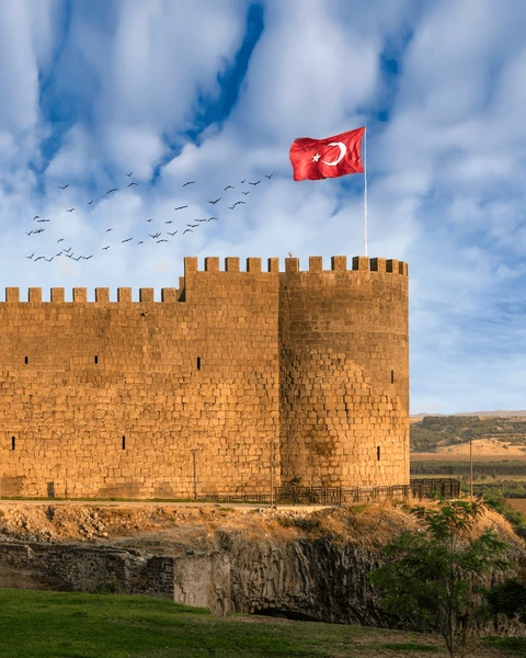 DİYARBAKIR